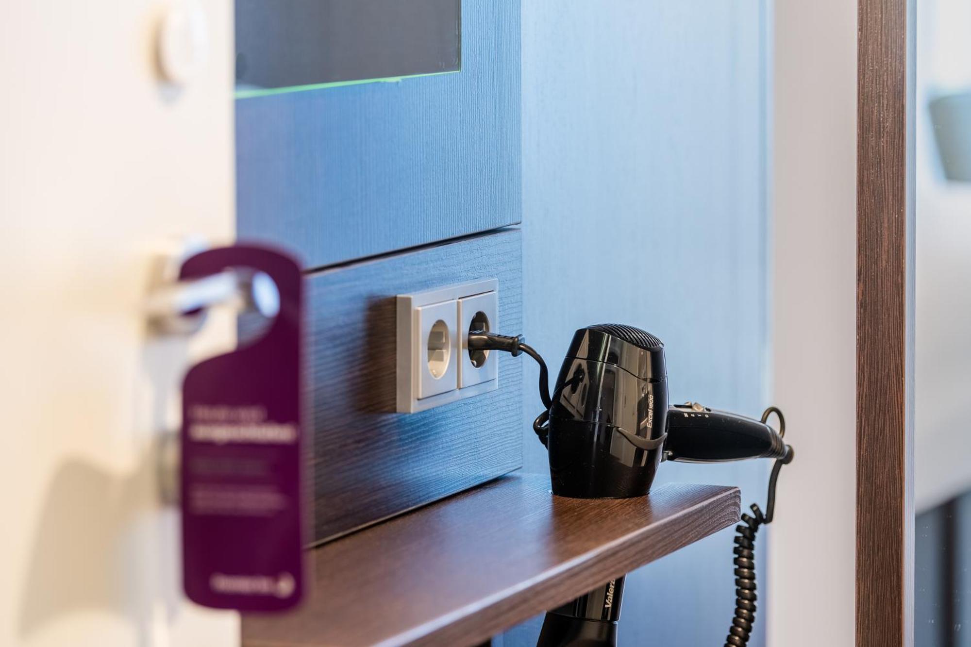 Premier Inn Muenchen Airport Sued Гальбергмос Екстер'єр фото